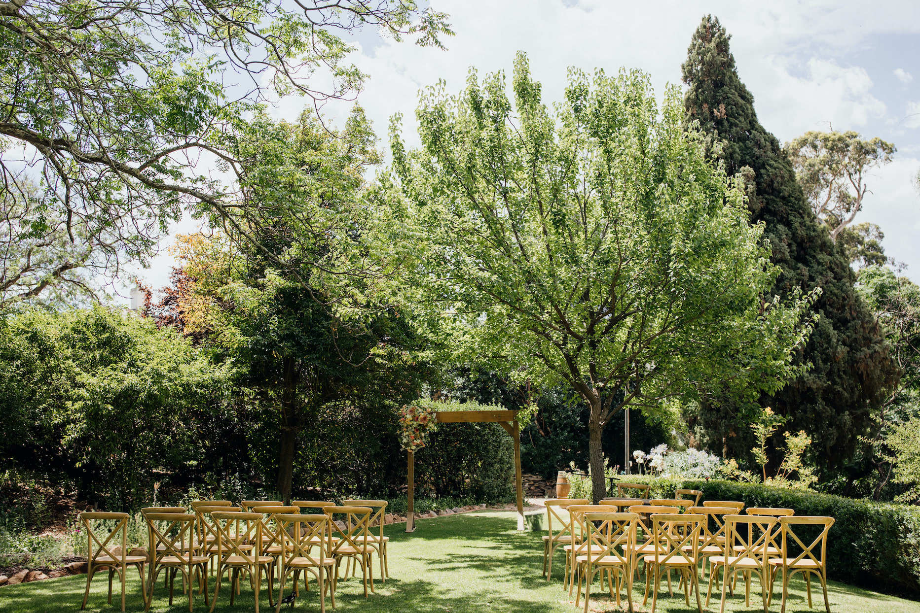 Marybank Estate is a Historic Adelaide Foothills property and Wedding Venue. A full service property offering elegant and luxurious accommodation, historic Barn and spacious gardens.