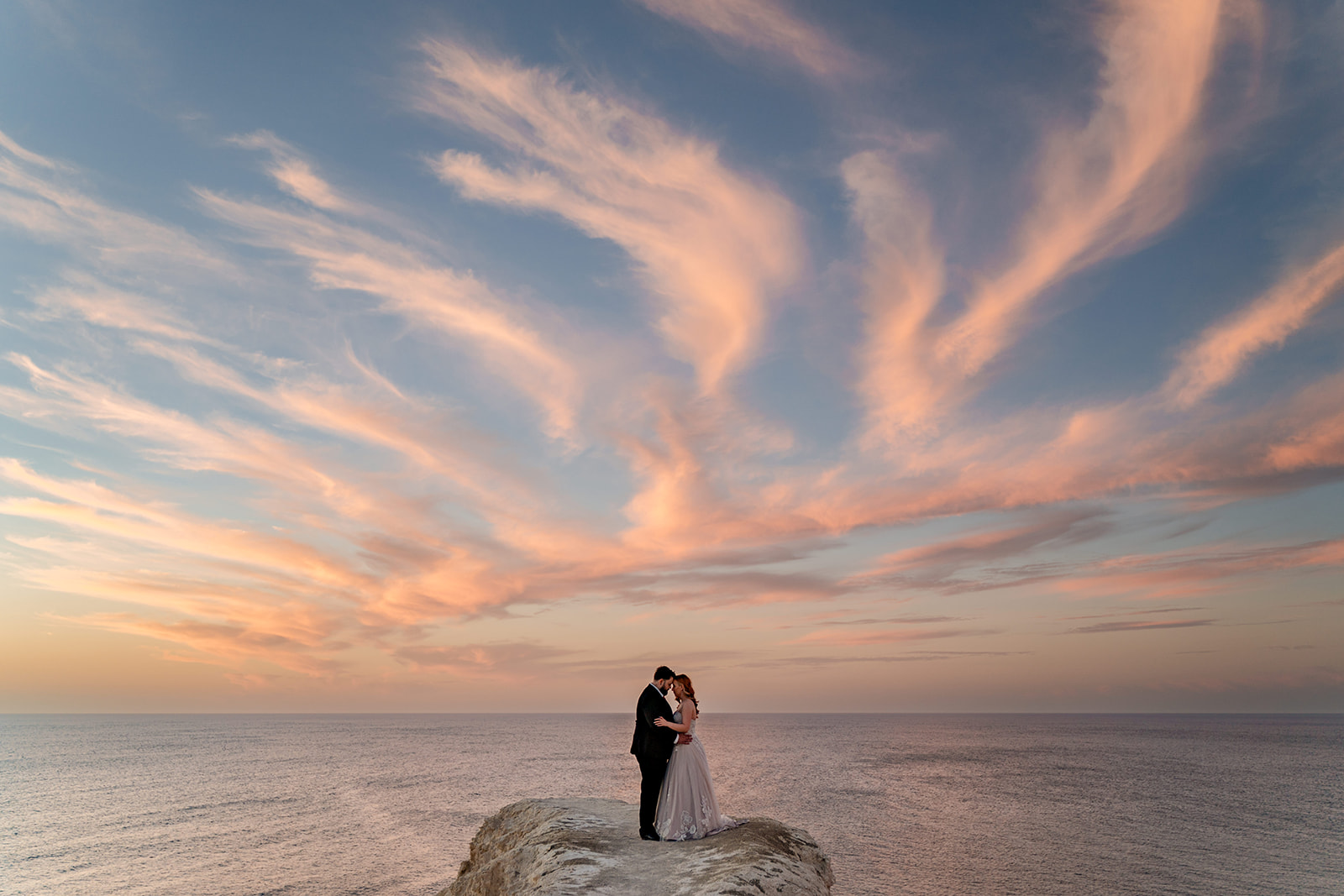 Aldinga Secret Garden, Fleurieu Peninsula, Venue for weddings and events, engagement parties and birthday celebrations. Rustic, quirky secret garden offered exclusively through VENYU