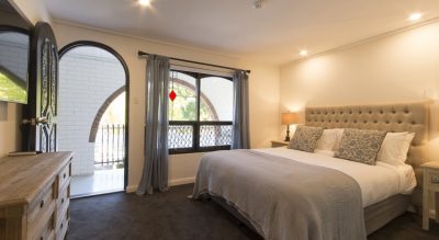 The Manor Basket Range, Adelaide Hills Wedding Venue, Castle suitable for wedding ceremonies and receptions, a beautiful venue only minutes from the Adelaide CBD.