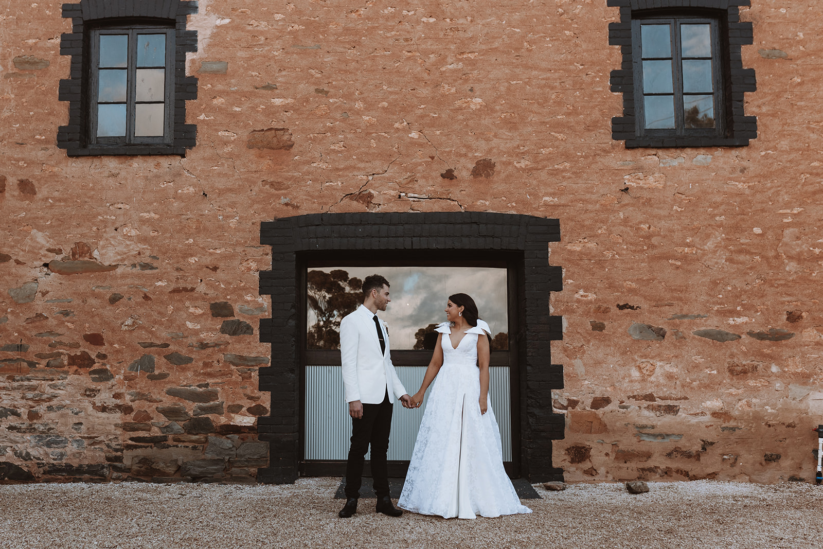 Koonowla Wines - Video