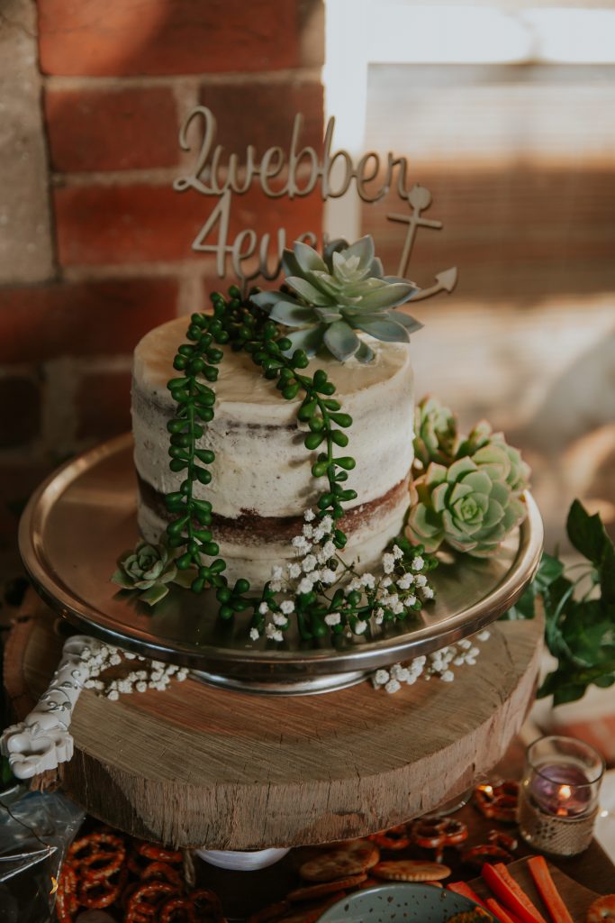 Aldinga Secret Garden, Fleurieu Peninsula, Venue for weddings and events, engagement parties and birthday celebrations. Rustic, quirky secret garden offered exclusively through VENYU