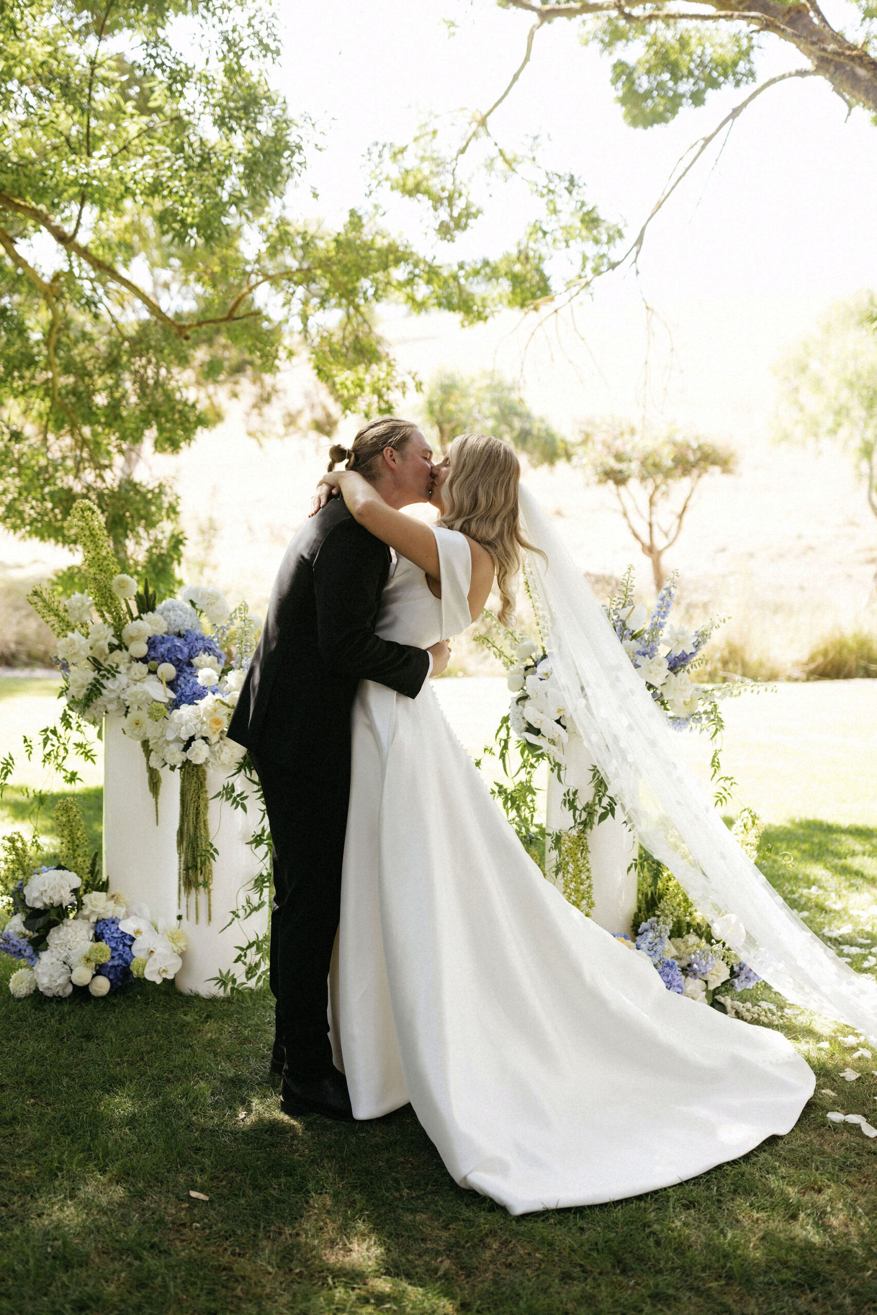 Glen Lea Homestead, Historic Dry Hire Wedding Venue in the Adelaide Hills. A rustic farm setting now available for ceremonies and receptions.
