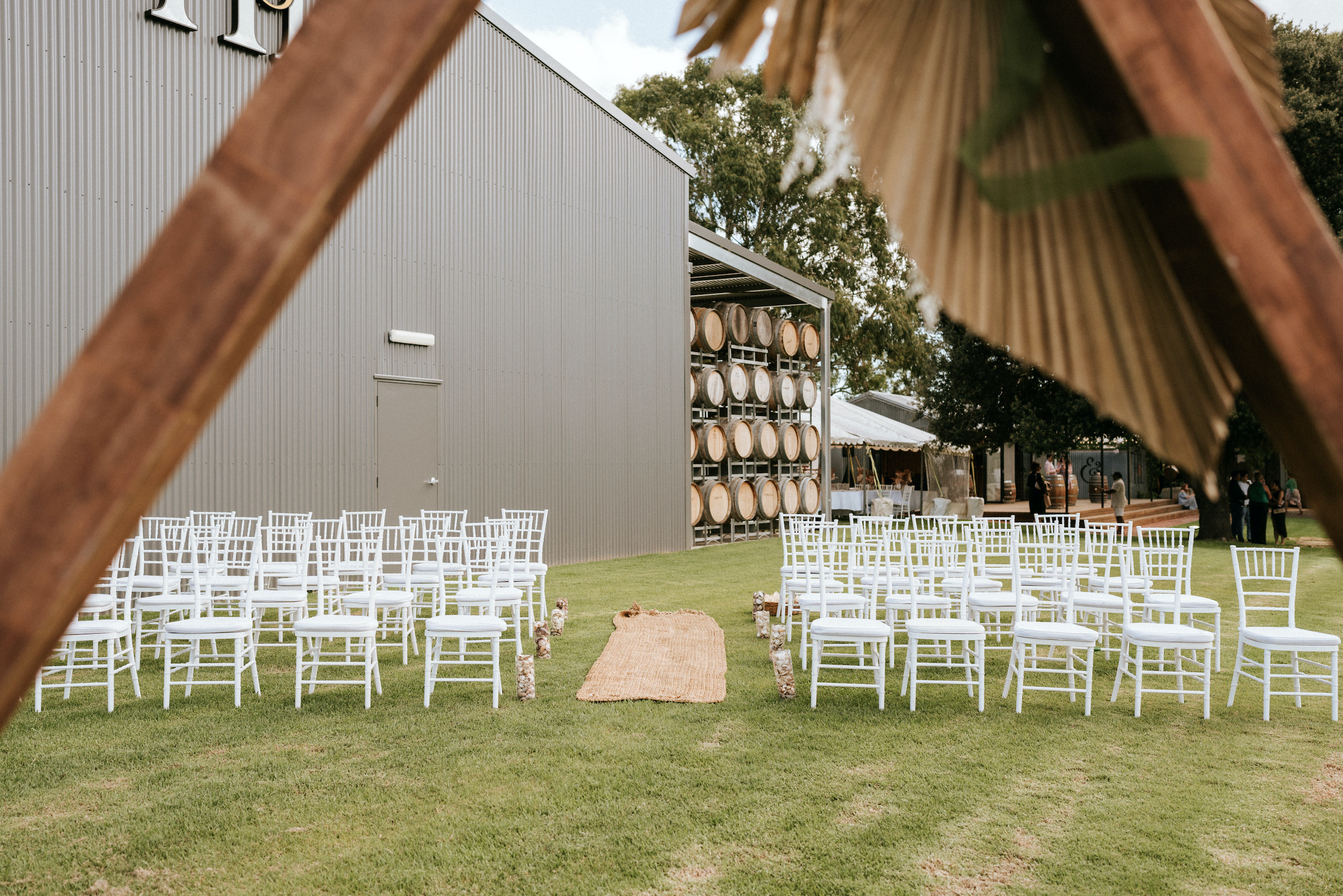 Set amongst the vines and olive orchards of Fleurieu Peninsula’s beautiful McLaren Vale, Hastwell & Lightfoot is a relaxed and flexible venue for weddings and functions, with room for a marquee and accommodation.