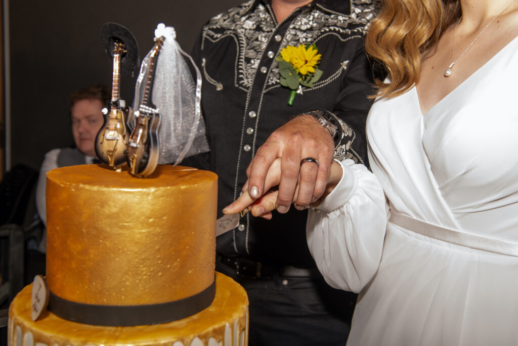 M&R Real Wedding - Paracombe Perry Adelaide Hills Pear Orchid and Cellar Door now offering weddings. Just 15 minutes from Tea Tree Gully in South Australia this rustic venue is ideal for unique and relaxed couples