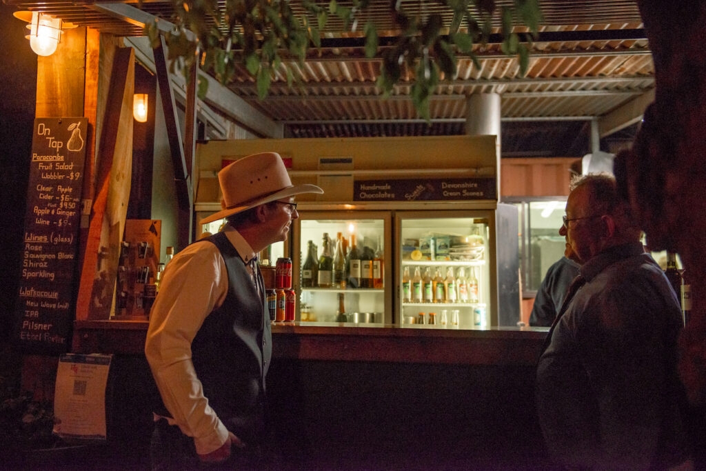 M&R Real Wedding - Paracombe Perry Adelaide Hills Pear Orchid and Cellar Door now offering weddings. Just 15 minutes from Tea Tree Gully in South Australia this rustic venue is ideal for unique and relaxed couples