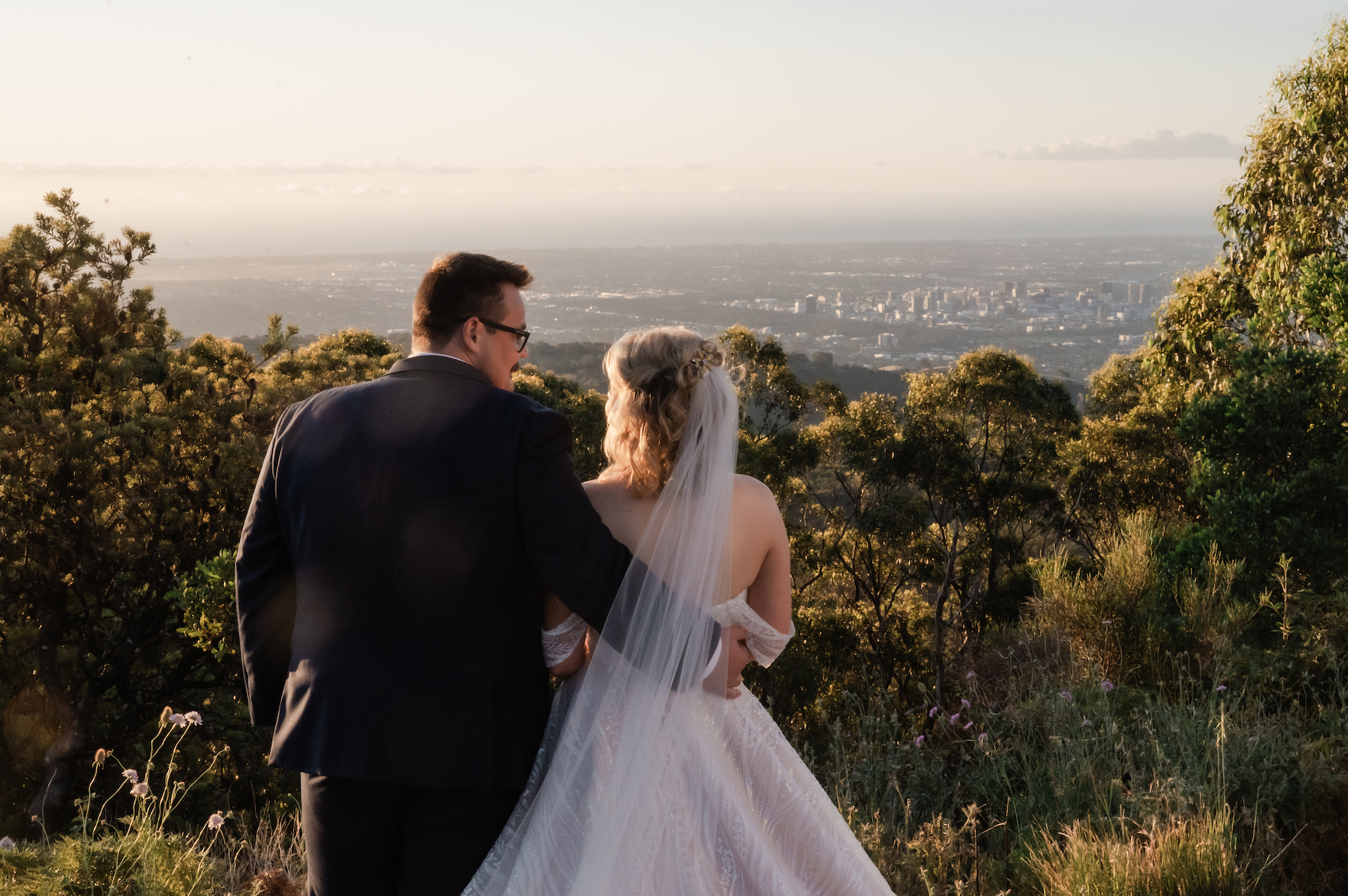 A picturesque modern venue sitting at the peak of iconic Mt Lofty, The Summit is one of Adelaide Hills’ most iconic locations, with premium service and unparalleled views over Adelaide.