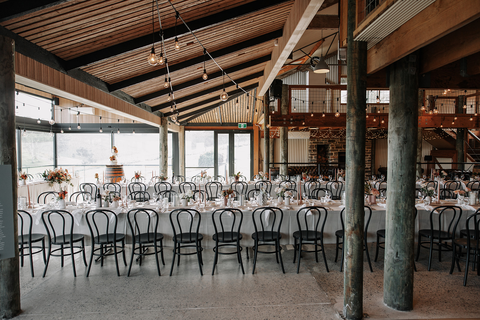 A heritage barn venue set amongst the rolling hills and vineyards of the Adelaide Hills, Longview is a spacious yet intimate wedding venue in Macclesfield with on-site accommodation, day spa and food and beverage packages to suit.