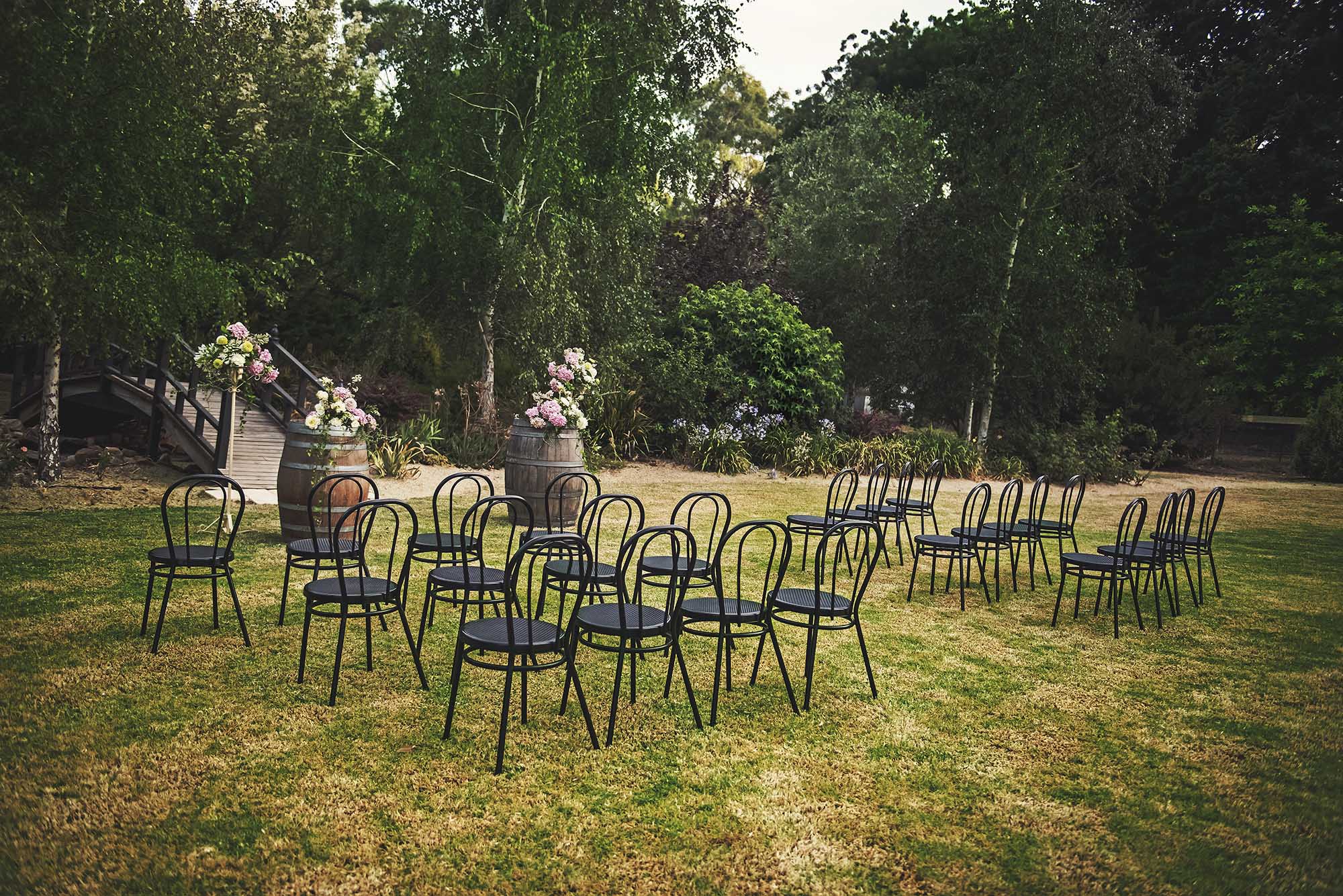 One of the first bespoke Adelaide Hills wedding venues, Hazelmere Homestead is a private estate with 3 acres of stunning gardens which surround their magnificent heritage homestead, pavilion events space and boutique accommodation.