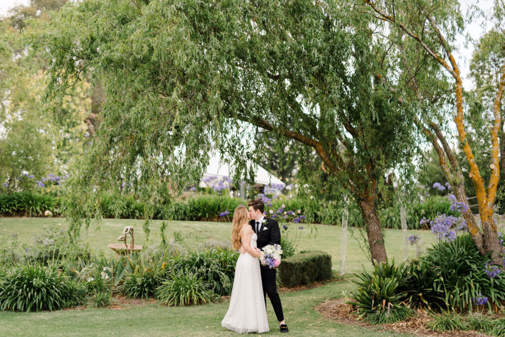 A spacious and charming Adelaide Hills wedding venue, Littlewood Farm is a 20-hectare working flower farm on the outskirts of Littlehampton, offering fully inclusive beverage packages, flexible catering and onsite accommodation.