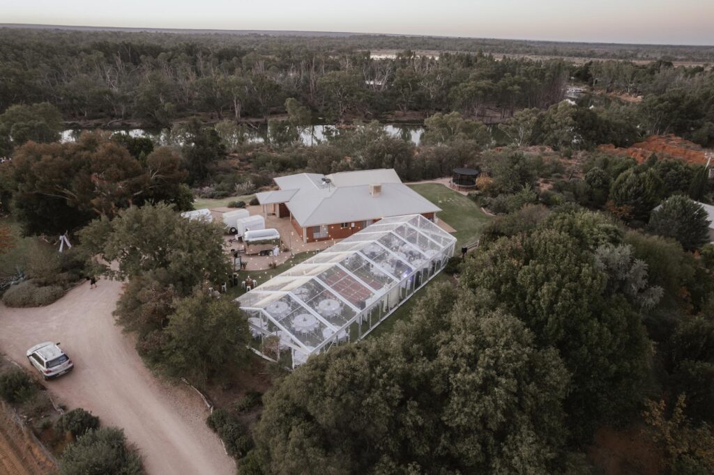 Templeton on Murray is a private clifftop wedding venue in SA’s Riverland with lush gardens, flexible spaces and onsite accommodation for up to 16 guests.