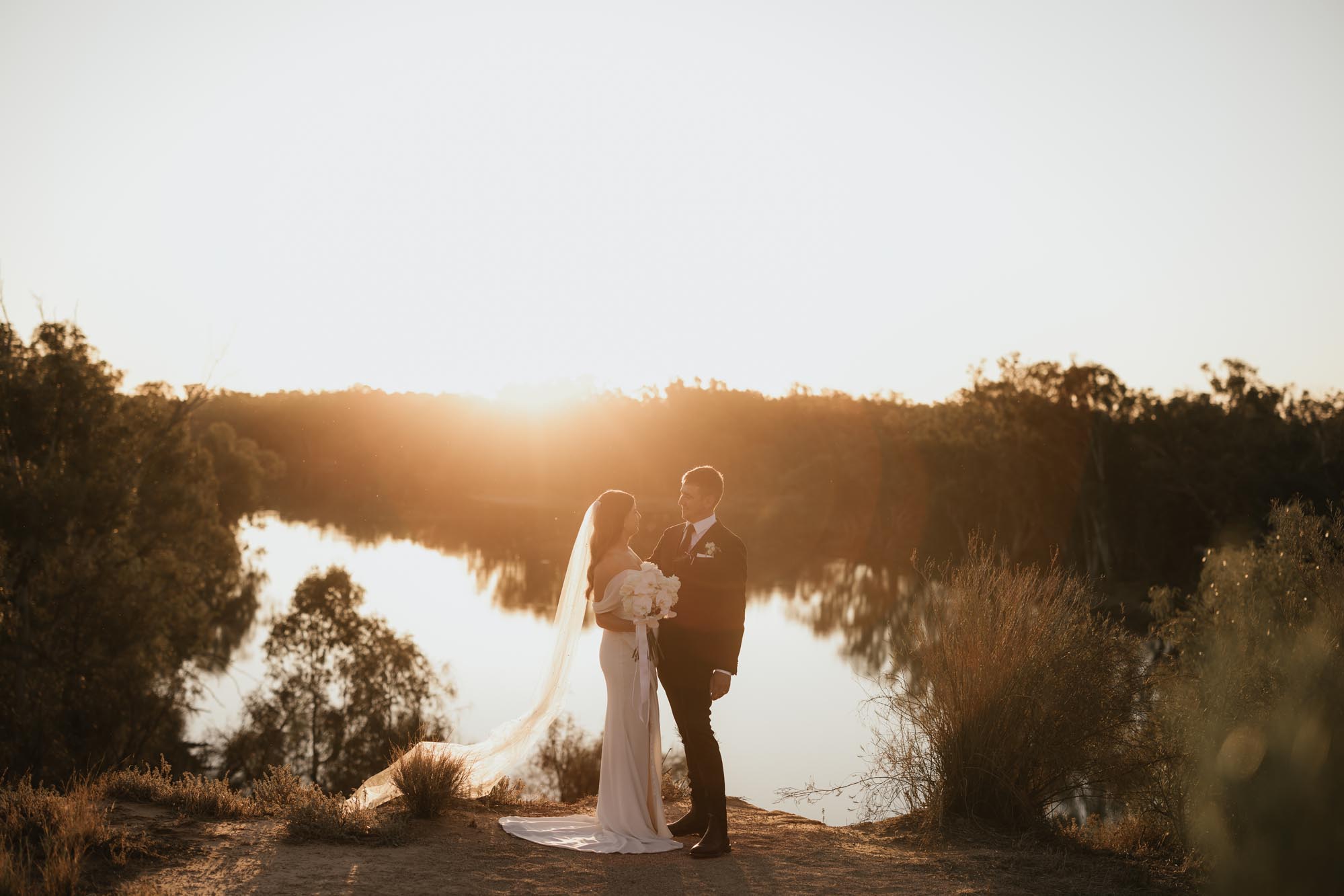 Templeton on Murray is a private clifftop wedding venue in SA’s Riverland with lush gardens, flexible spaces and onsite accommodation for up to 16 guests.